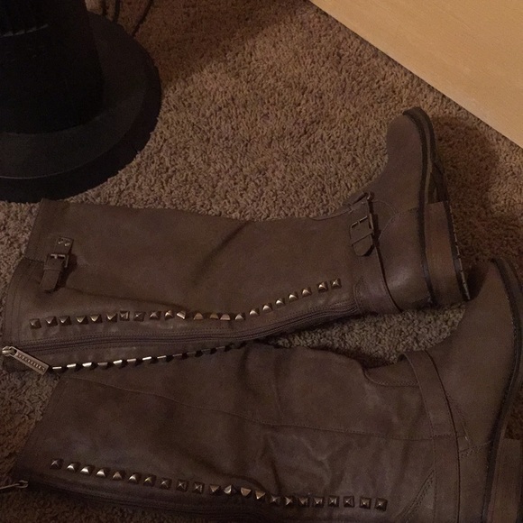 Boots - Picture 2 of 2